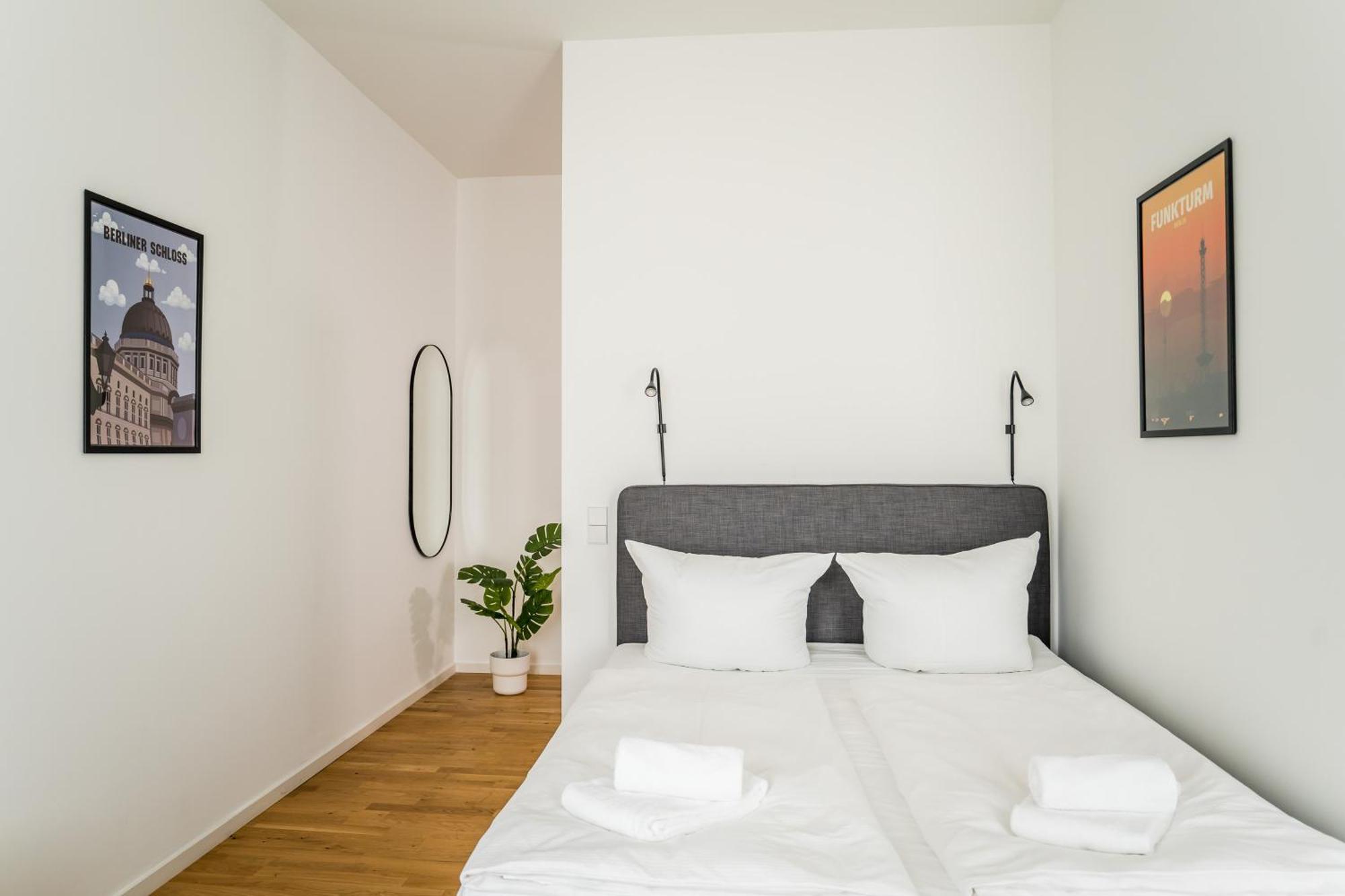 Homaris Apartments Schlueterstrasse Berlino Esterno foto