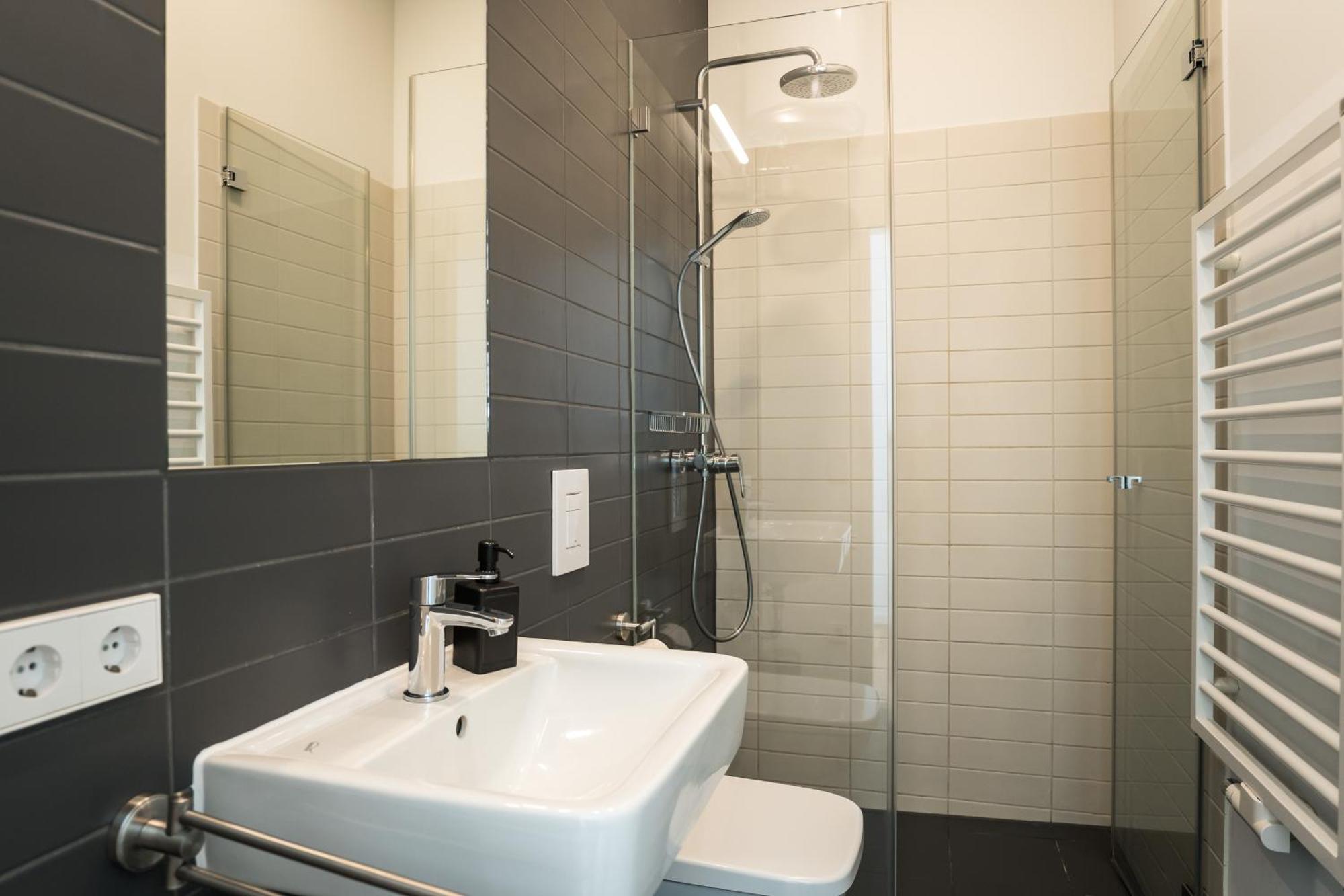 Homaris Apartments Schlueterstrasse Berlino Esterno foto